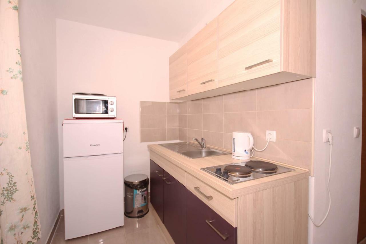 Apartmani Bradaric Pula Buitenkant foto